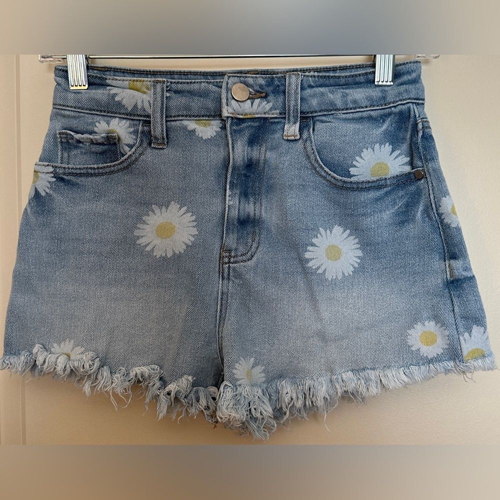 Material Girl Sunflower Cutoff Jean Shorts Juniors Size 3
